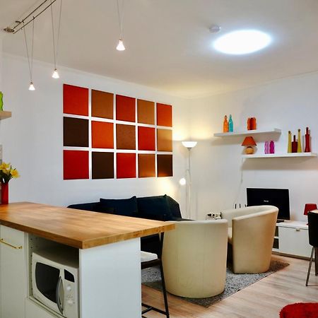 Appartamento Your Own Pretty Place In The Center Budapest Esterno foto